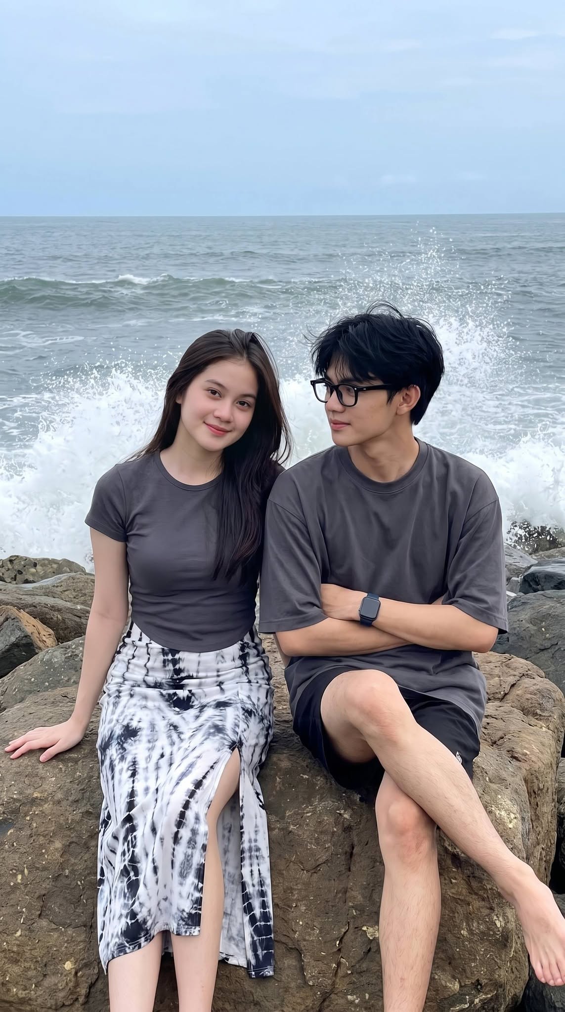 Couple bên biển đầy nắng - Ảnh mẫu tham khảo