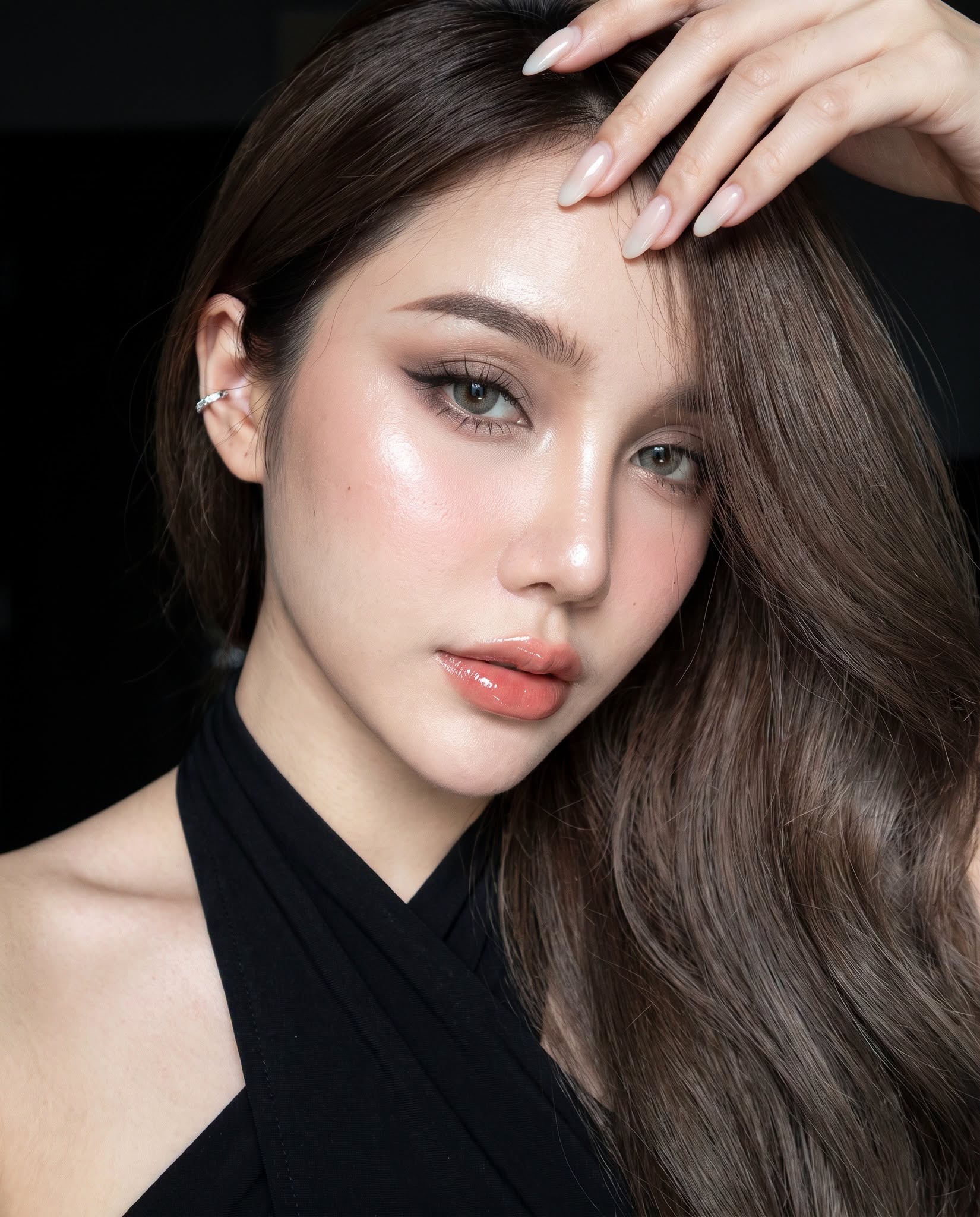 Mẫu ảnh AI Ảnh Chân Dung Nữ Cận Mặt Sang Trọng – Tạo Ảnh AI - Chân dung nữ